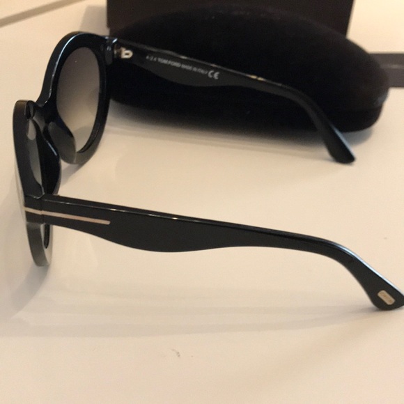 COPY - Tom ford sunglasses ? perfect condition main image 5